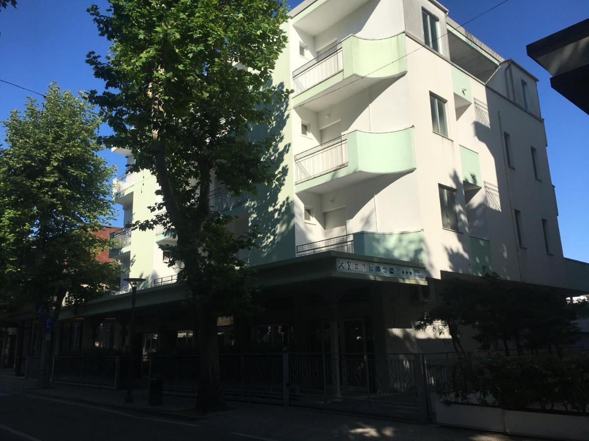 Hotel Venezia San Mauro Mare Exterior foto